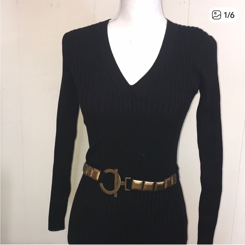 NWT incredibly flattering Tracy M Black Knit Sweater with Gold Accents, Sz Small